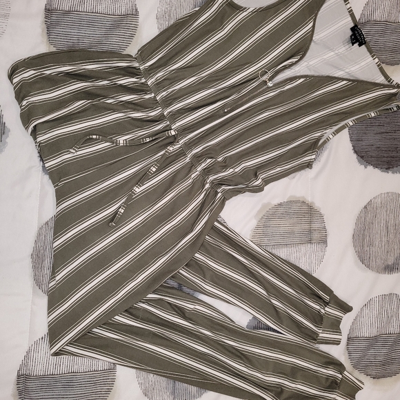 JUMP SUIT FOR SALE - Picture 1 of 1